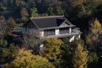 HIGHCLIFF Villa Hotels near Longjing Tea Culture Village