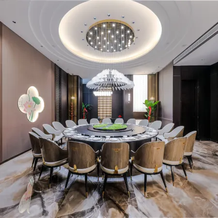 zhangye puyue hotel
