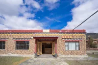 甲根壩甘丹酒店 康定酒店