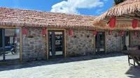 Shishe Homestay