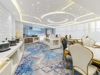 โรงแรมรอยัล นัมเบอร์แปดสิบเอ็ด โรงแรมในจงเหว่ย
