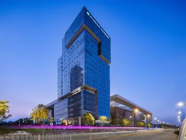 Wanhao Max Hotel (Baoli Zhongda Square Huacheng Square Branch Guangzhou)