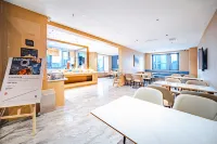 Elong Anjoy Hotel (Urumqi High-speed Railway Station) Hotels in Urumqi