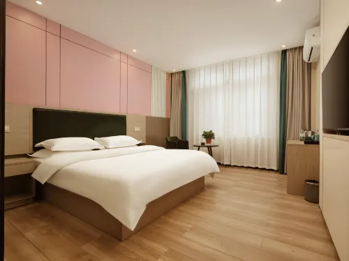 Luxury Hotels in Suman