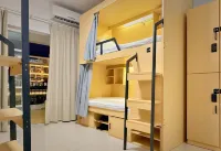 Shiguang Youth Apartment (Dameisha Subway Station)