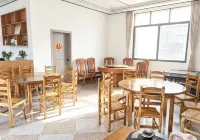 望峰·Peak Inn|觀山雅苑（莽山五指峰店） - 早餐