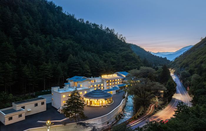 tour Hotel, Zangwang Plaza, Visitor Center of Jiuzhaigou Scenic Area