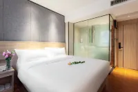 Wenxing Hotel (Guangzhou Beijing Road Pedestrian Street Haizhu Square Subway Station)