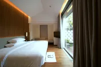 Found Retreat Jiande Hangzhou