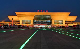 Haifei Hotel (Zhengzhou High-speed Railway East Station Convention and Exhibition Center)