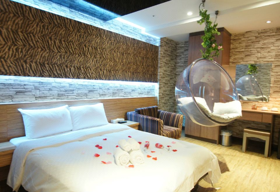 4. 컬러스 인피니티..