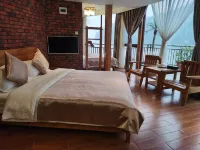 Yuejiang Cliff Hotel
