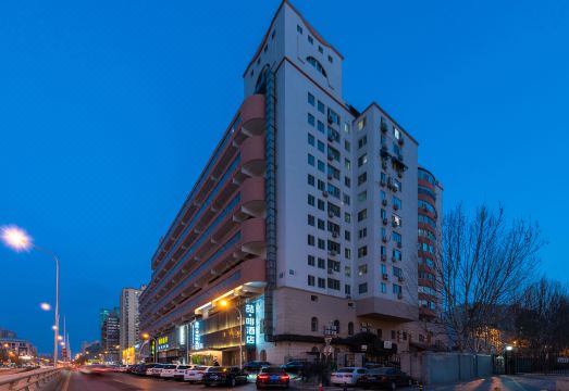 제임스조이스커텔 호텔 위치