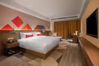 Borrman Hotel (Guilin North Railway Station Zhonghao International)
