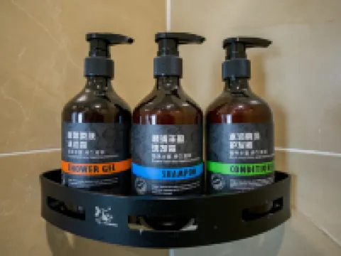 辰泰アートホテル（クムル駅） クムル市のホテル