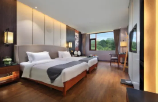 Elephant Trunk Hill Hotel Hotels near Zizhou Island