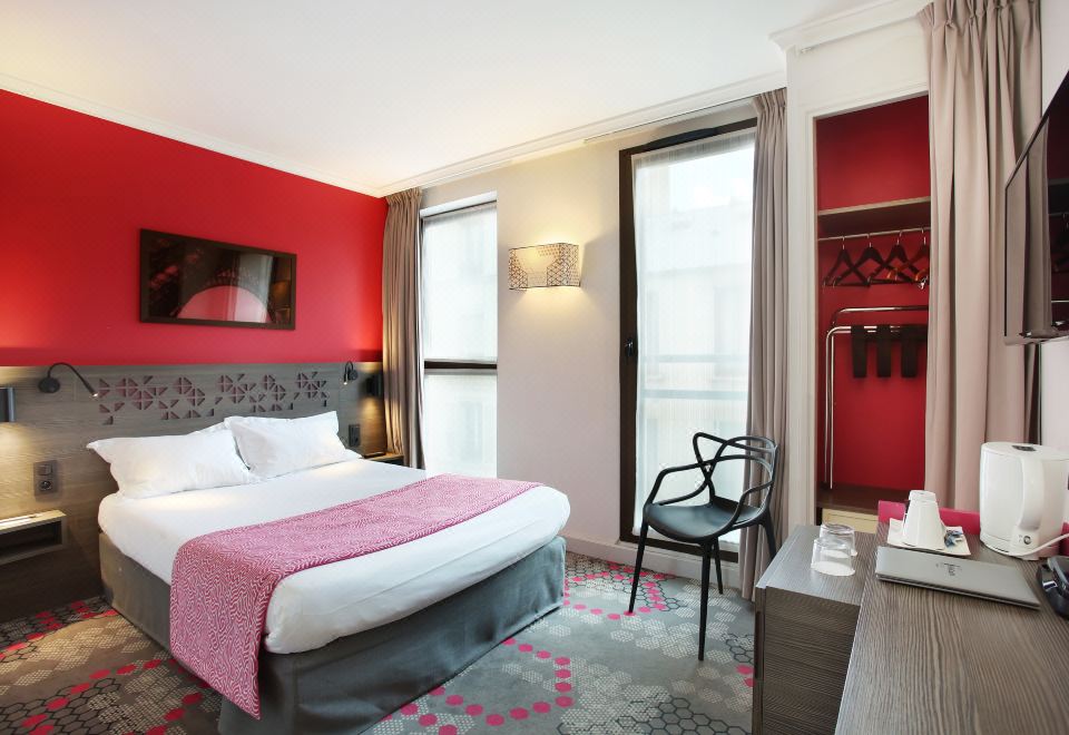 2. 호텔 에펠 카피..