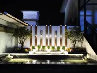 Yingjing Hotel (Lijiang Ancient City Dashuiche Shop) Hotel dekat Jalan Square