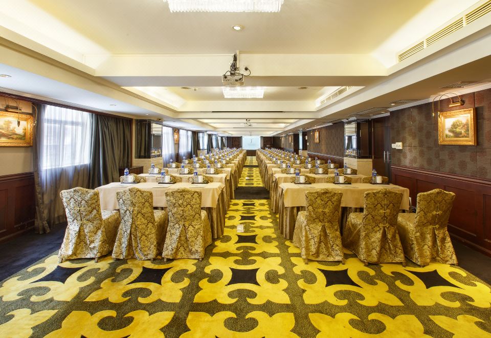 5. 그랜드 팰리스 ..