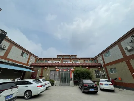 Yuanyang Natural Hot Spring Bathing Hotel Отели в г. Юаньян