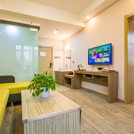 Xining Jishunfu Hotel (Chengdong Wuyue Plaza)