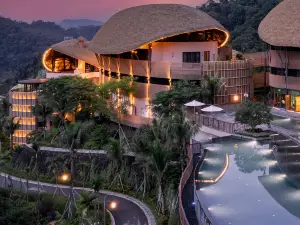 Popular Premium Hotels in Baoting