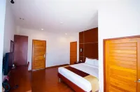 Fig Boutique Hotel - balcony