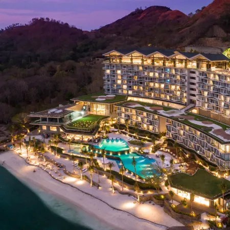 AYANA Komodo Waecicu Beach
