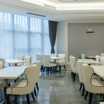 Vienna Hotel (Renshou City Wetland Park)