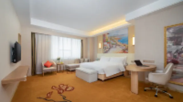 Vienna International Hotel (Chengdu Pidu Bailun Plaza) Hotel berhampiran Pixian West Railway Station