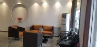 Jiayi Hotel (Xintai Xinwen bus station)