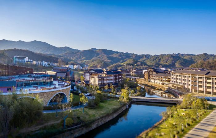 大別山陡沙河温泉小鎮