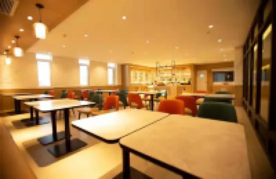 HanTing Hotel (Tangshan Yutian Yahongqiao)