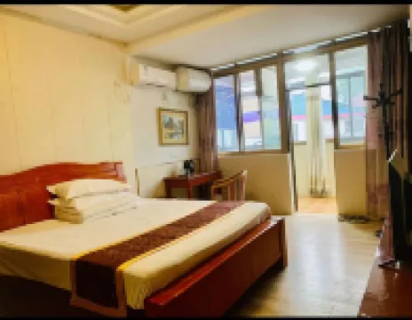 Yongfa Hotel Hotel berhampiran Ganquan Han Dynasty Tombs