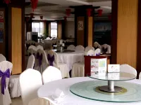 Heqing Hotel