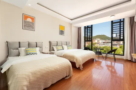 Yuda Hotel Отели рядом с достопримечательностью «Отдел Управления охраны Уезда Чуанбэ, национальный природный заповедник Юньнань Циншань»