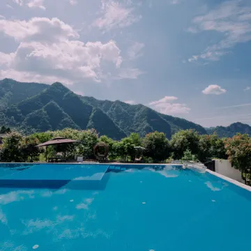 Avatar Mountain Resort-5min to Park gate&2nights for 1way pick up service&Book tickets in advance