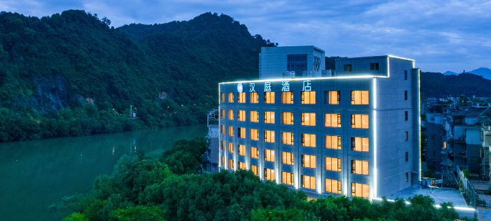 HanTing Hotel (Hangzhou Tonglu Fuchun River) Ξενοδοχεία στην πόλη Τόνγκλου