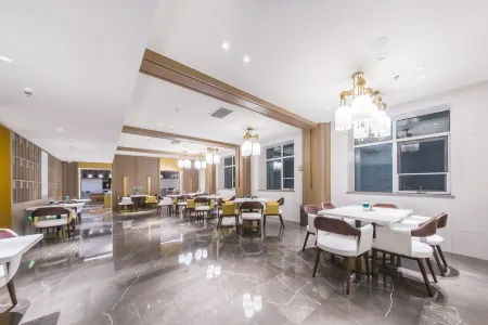 Beijing South Railway Station Grand View Garden Manxin Hotel Отели рядом с достопримечательностью «Jiahe Park»