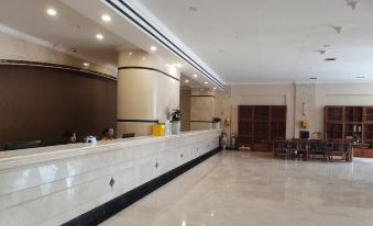 Yuxi Huaning Guanghua Hotel (Ningzhou Park)