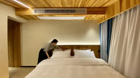 Laojie Dayuan Hostel