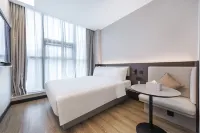 Hanting Hotel (Shanghai Jinshan City Beach Shop) Hotels near Lotus (Jingshan Branch)