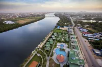 Castle Bayview Resort & Spa Hotels in Kampot