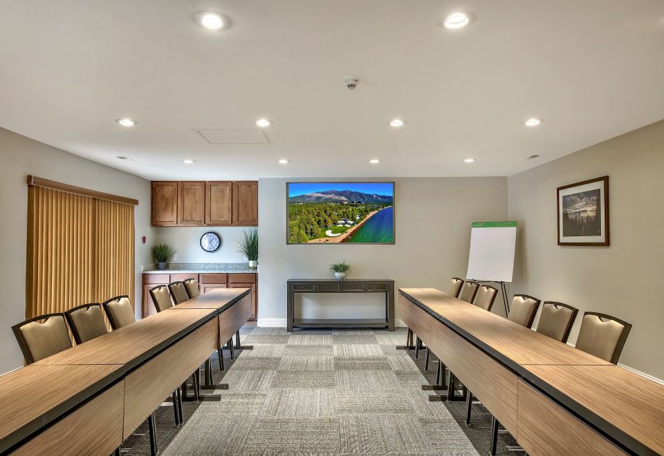 Forest Suites Resort at the Heavenly VillageOver view