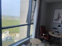 Vienna International Hotel (Jingmen Shenzhen Avenue Branch) - Mountain view