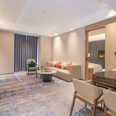Kunming Huayue Hotel
