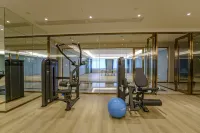 Golden Bauhinia Interstellar Hotel - Gym