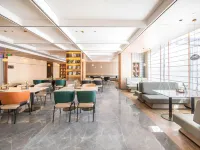 Yinchuan Drum Tower Yuhuangge North Street Atour Hotel Hotels near Nanmen Tower