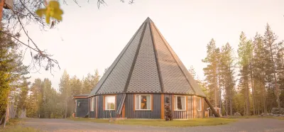 Långforsen Glamping & Lapland Experience Hotel a 