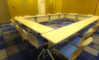 Golmud Touran Hotel